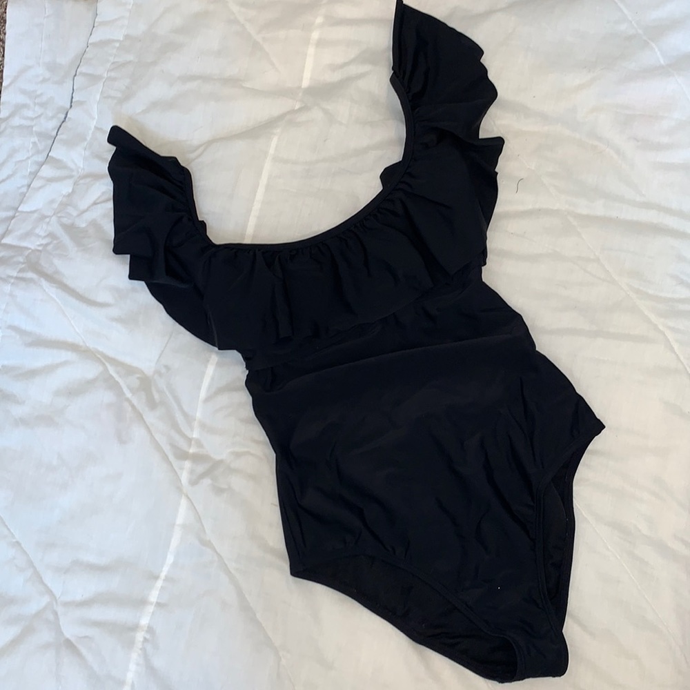 O Rageous Black one piece bathing suit size Medium Ruffle Strap